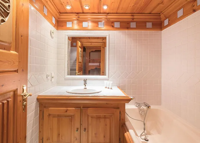 Апартаменты 1850 - Skis Aux Pieds Avec Spa, 3 Pour 6 Personnes - Fr-1-564-115 Куршевель