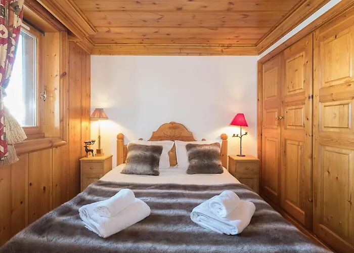 1850 - Skis Aux Pieds Avec Spa, 3 Pour 6 Personnes - Fr-1-564-115 * Courchevel